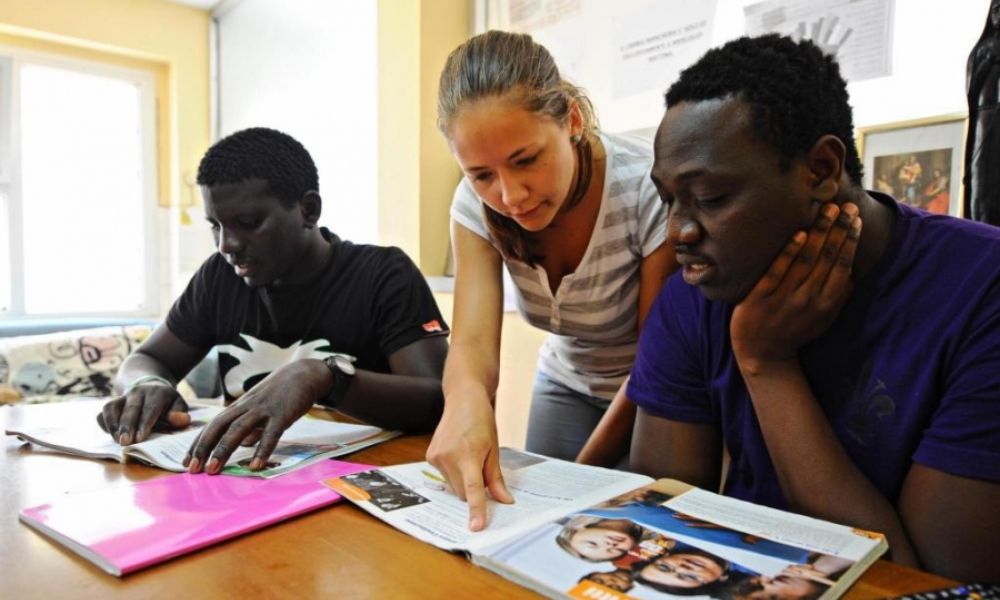 Porta Aperta cerca volontari per un percorso di sostegno all'apprendimento della lingua italiana