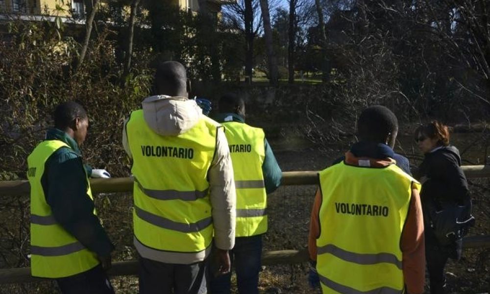 Volontariato per l'inclusione dei profughi: "si rispetti l'accordo regionale senza confondere impegno volontario e lavoro"