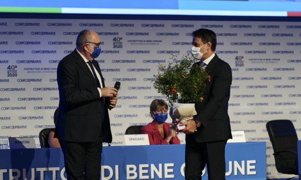 Confcooperative: Maurizio Gardini confermato alla presidenza